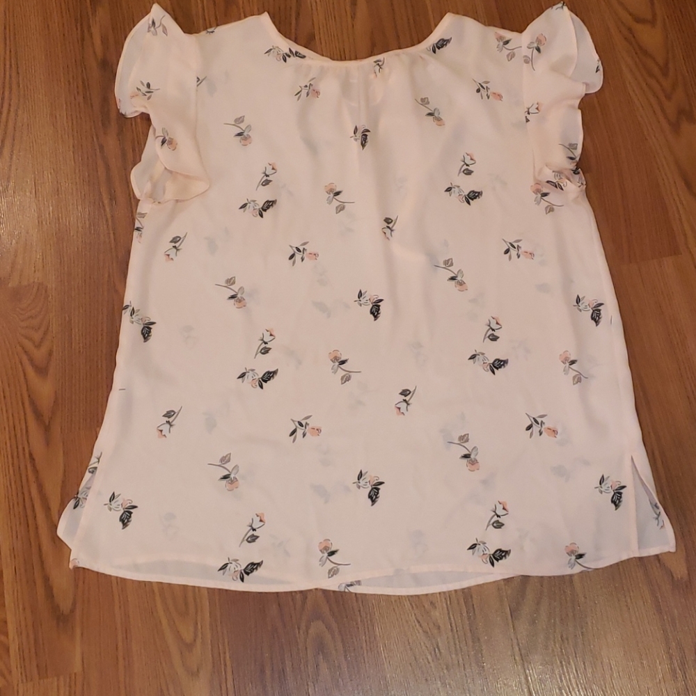 Loft Floral Tie Back Flutter Shell (Size M) - image 2